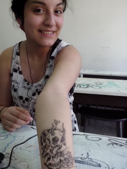 yrthebigzorra:  My super Tatoo made by a friend with pencils hahahah!