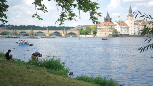 PRAGUE Travel diary - Day 4 Today, we climb the Petřín Hill to see a beautiful panorama of Prague. T