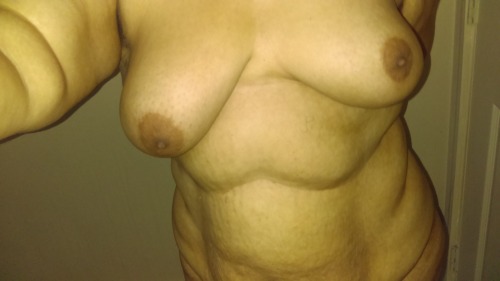 honeybrown69: Just getting out the shower. All body.