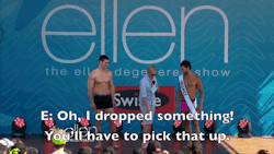 the-absolute-funniest-posts:  ellendegeneres: Ellen and Gluteus Mikesimus had to teach the new Ellen Undie Model how to do his job.  
