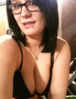 KatieRebecca22 is brand new to our contest,