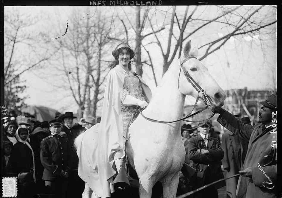 stuffmomnevertoldyou:  In 1913, 27-year-old suffragist Inez Milholland led a suffrage