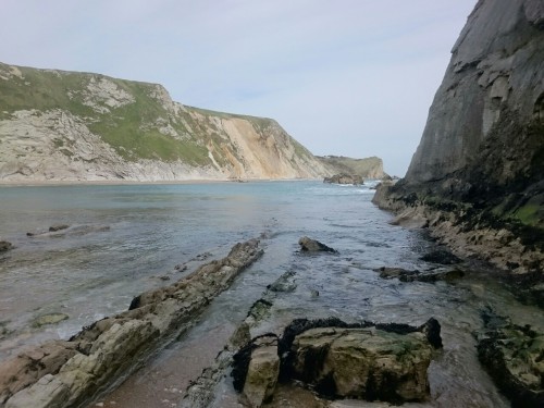 hamiltonlaura:Geobritainroadtrip day one, part one! Lulworth Cove, the Lulworth Crumple, Man O War C