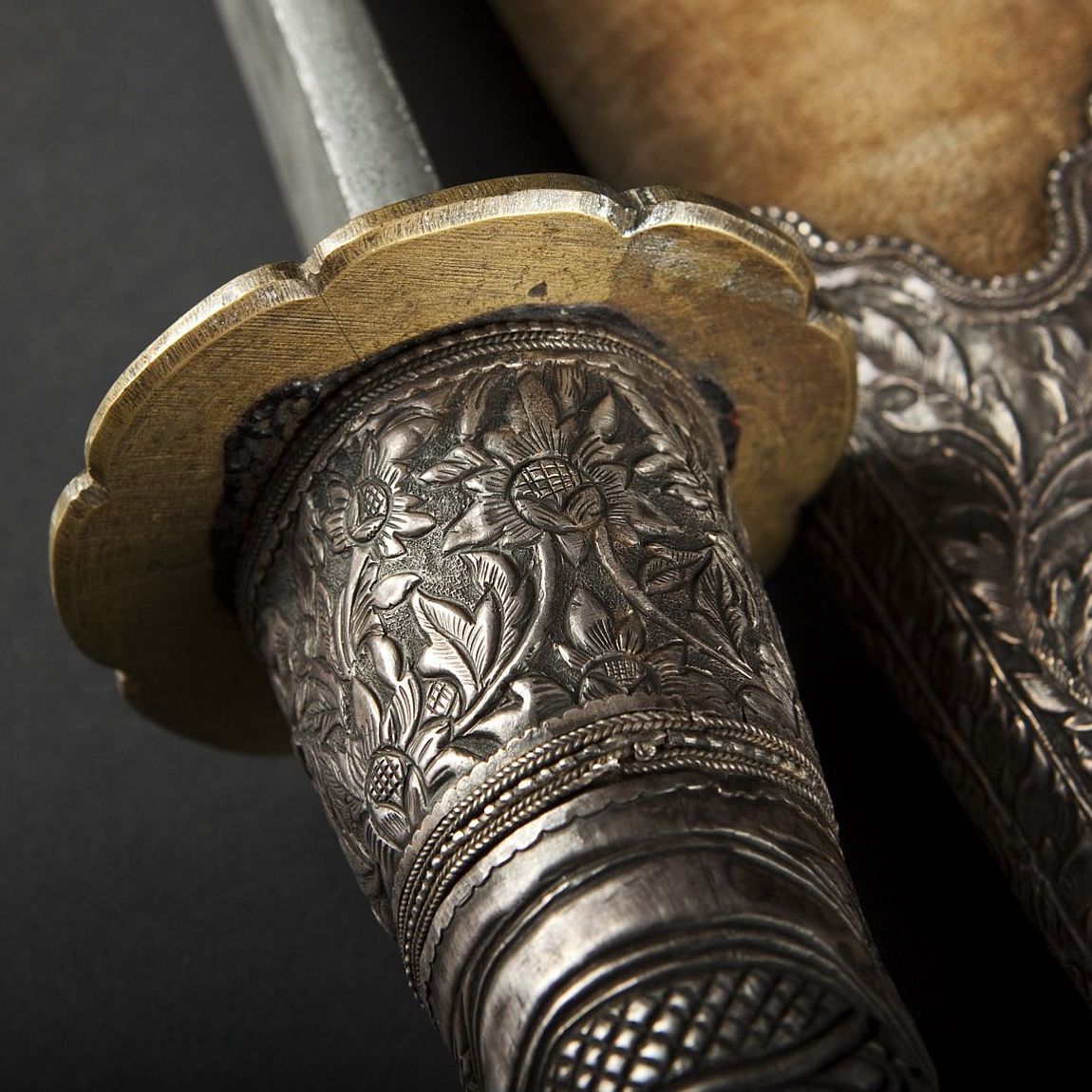 art-of-swords:  Dha Sword Dated: 19th century Culture: Burmese Measurements: overall
