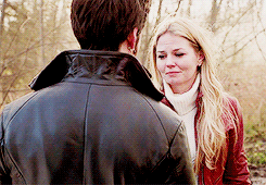 emilieblunt:Captain Swan in “How to Kill a CS Shipper”