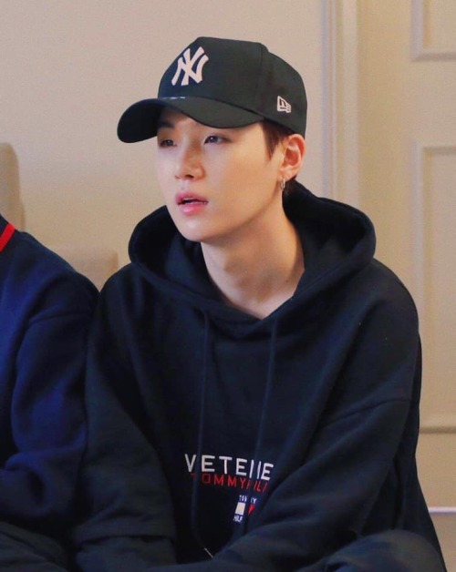Yoongi Having So Much Sexy Boy Culture In Him A Delicious Cap Fit Thread