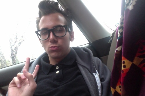 hydr0c0done:  laying down in my car on my break i fucking hate my job/ life somedays xx 