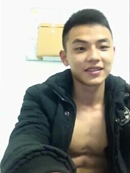 http://gaykoreandude.tumblr.com/post/103831791738