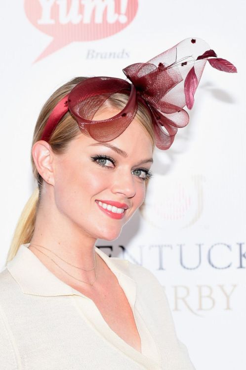 Lindsay Ellingson - Kentucky Derby. ♥  adult photos