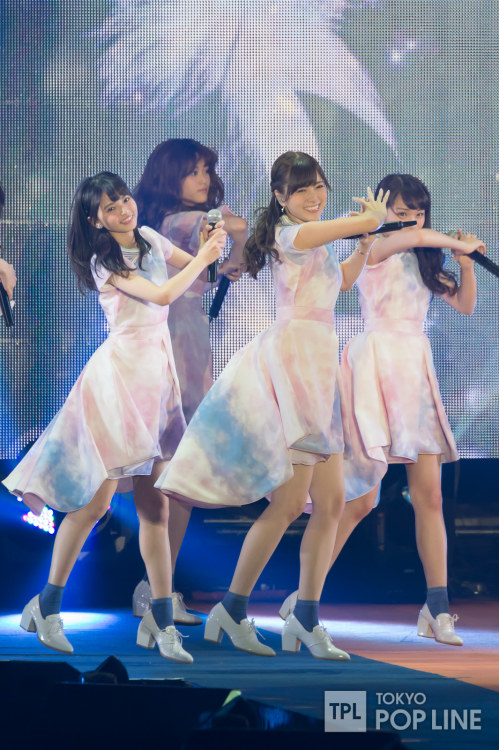 saitoasuka:  乃木坂46、GirlsAwardでハプニング？ 照れる白石麻衣に会場が虜に http://tokyopopline.com/archives/50819