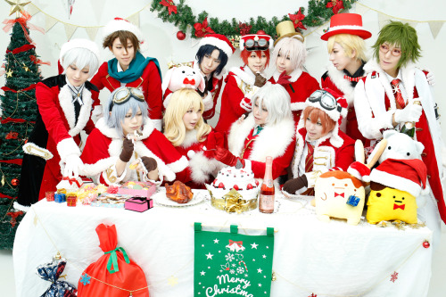 🎄Christmas Party🎄
[ i7 ] 一織：ジゼル、大和：山田涼子、三月：緋鵺、環：Luna、壮五：三ツ矢、ナギ：えいと、陸：ちぇる
[ TRIGGER ] 楽：景、天：明治誉、龍之介：Sen
紡：ヒナゲシ、撮影：しゃもP & にいめちゃま