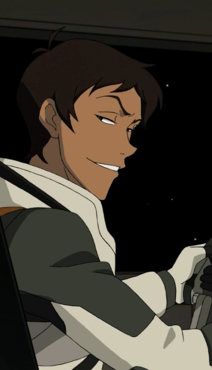 happykeef:i’m here to remind u all of how Extra beautiful lance was in the pilotALSO!!!!!!!!!!