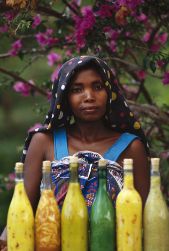   Madagascar: Portraits of Malagasy women of different ethnicities.  Names unknown. Photos by: Frans Lanting  