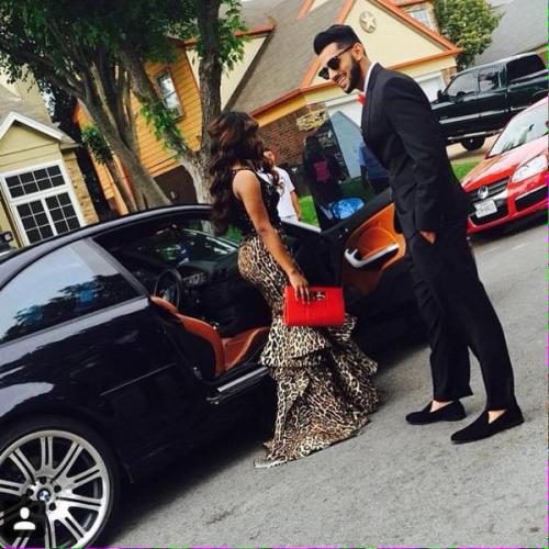 buttacream18:  famousbwwmcouples:  Prom 2k15: Interracial Edition part 1  I love this 🙌🏾🙌🏾😩😩!!! I didn’t have a prom date 😢😢