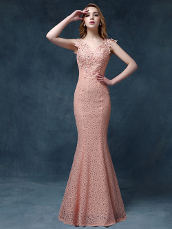 tidebuy-reviews:    Amazing Mermaid V-Neck Lace Appliques Beaded Lace-up Long Evening Dress  