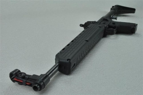gunrunnerhell:  Kel-Tec Sub 2000 A carbine that actually folds in half, making it very compact. Available in either 9x19mm or .40 S&W, it uses magazines from either Glock, Beretta, SIG and Smith & Wesson. Made mostly of polymer, the Sub-2000