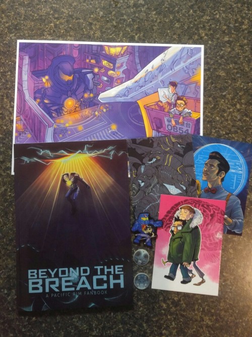 helenlavoie:Omg!! My “Beyond the Beach” pack of goodies came in the mail today!! Everything is absol