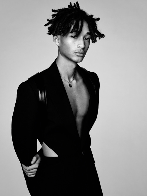 XXX dark69skin:  Jaden Smith photo