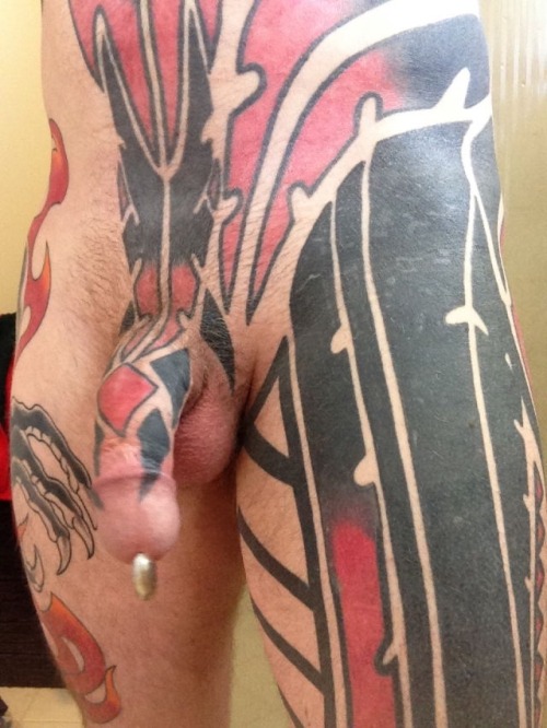 tribaloz: Just me love iT - awesome ink!