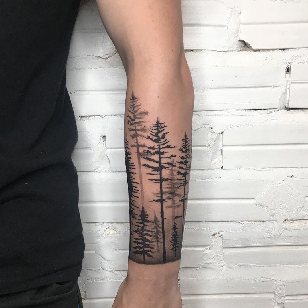 • PINE FOREST •
Tattoo I did around Gabriel’s forearm Thank you mate ✨🙏🏻✨🇨🇦🇰🇭
.
.
.
.
.
#trees #forest #benditatintaofficial #Cambodia #benditatinta #ontheroad #art #tattoo #collective #traditional #electric #tattooing #oldline #bold #blackworkers...