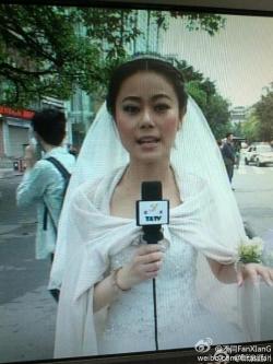 221cbakerstreet:   azryal00:  pleatedjeans:  A reporter was having her wedding when the quake hit Sichuan today. She went to work immediately. via  Women. Get shit done.  WHAT A QUEEN 