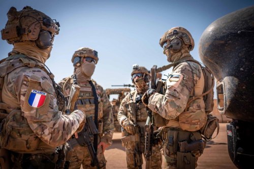 French 1st RPIMa and Estonian SOF in Mali.