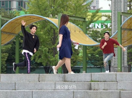 officialrovix: 170830 Leo &amp; Ravi @ Show Champion Mini Fanmeeting | © Leomongsangga