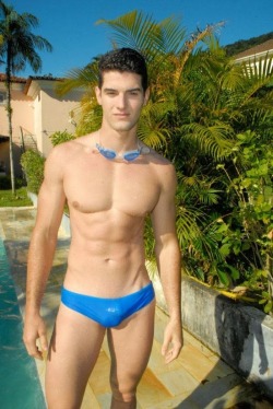 Hot Men in Speedos & Triathlon gear