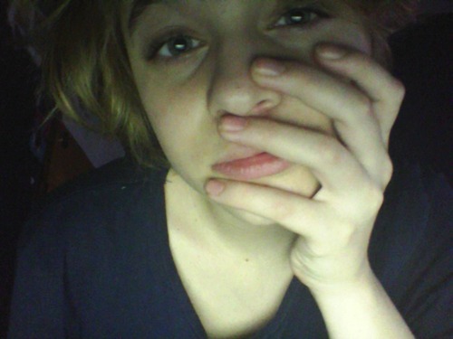 rotpup:last pictures i took of myself in 2013