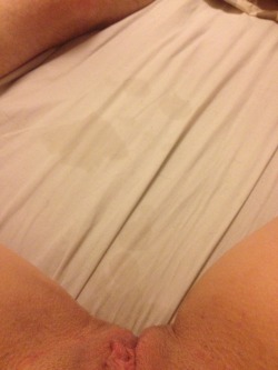 curvycurlyblonde:  Squirted for a certain someone last night 😉💋