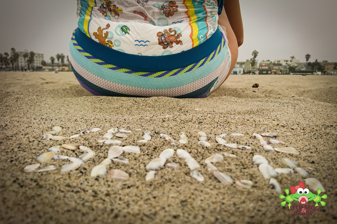 littlefroganddaddy:  California summer vacation, part 16Daddy, Sammy and I had an