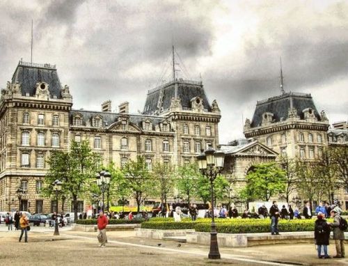 #paris #france #fujifilm #vmribeiro (em Paris, France) https://www.instagram.com/p/Ce3eGltMCPo/?igsh