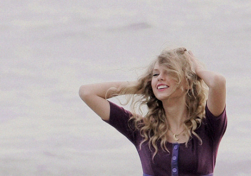 venuswift:  “To be happy, we must not be too concerned with others.”