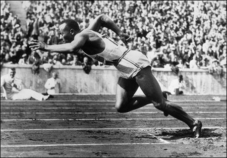 thisiseverydayracism:  todayinhistory:  August 3rd 1936: Jesse Owens wins 100 metre