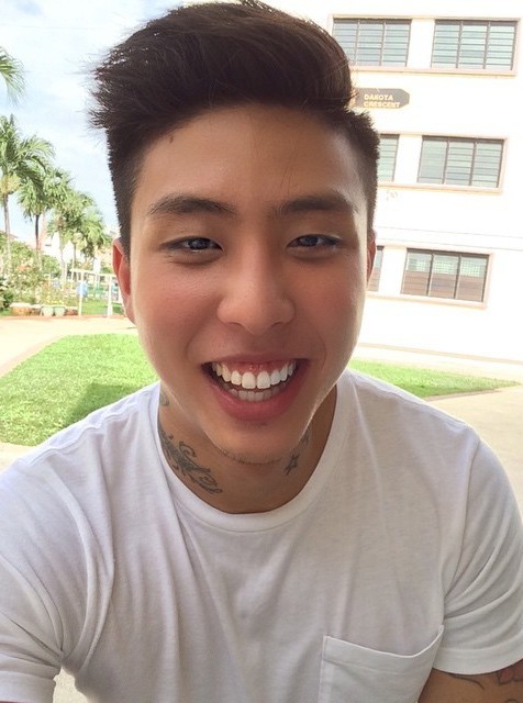 merlionboys:Tattoo Tuesday?Even bad boys smile too. But I think he’s not bad. Cute.