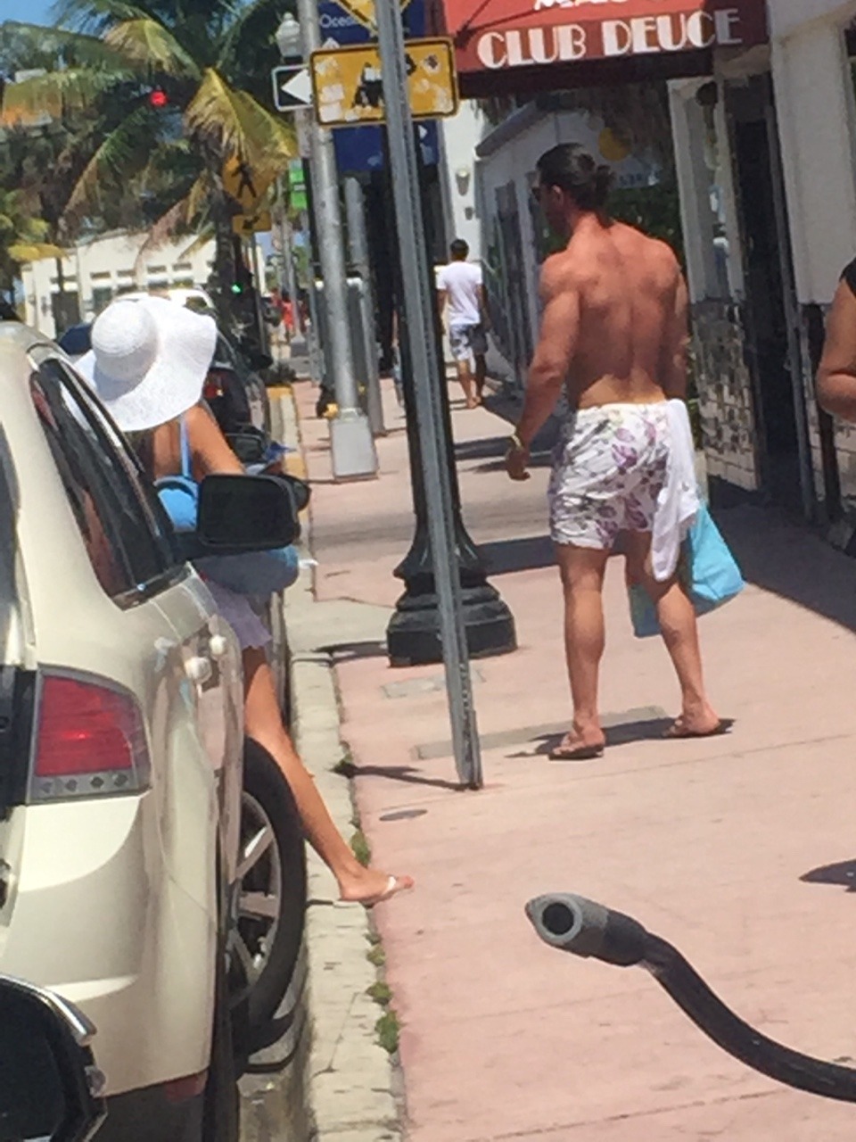 Butt site seeing in South Beach http://imrockhard4u.tumblr.com