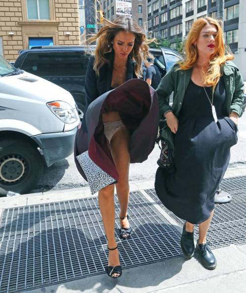 celebritynippleslips: Jessica Alba flashes her panties in this windblown upskirt photo from NYC