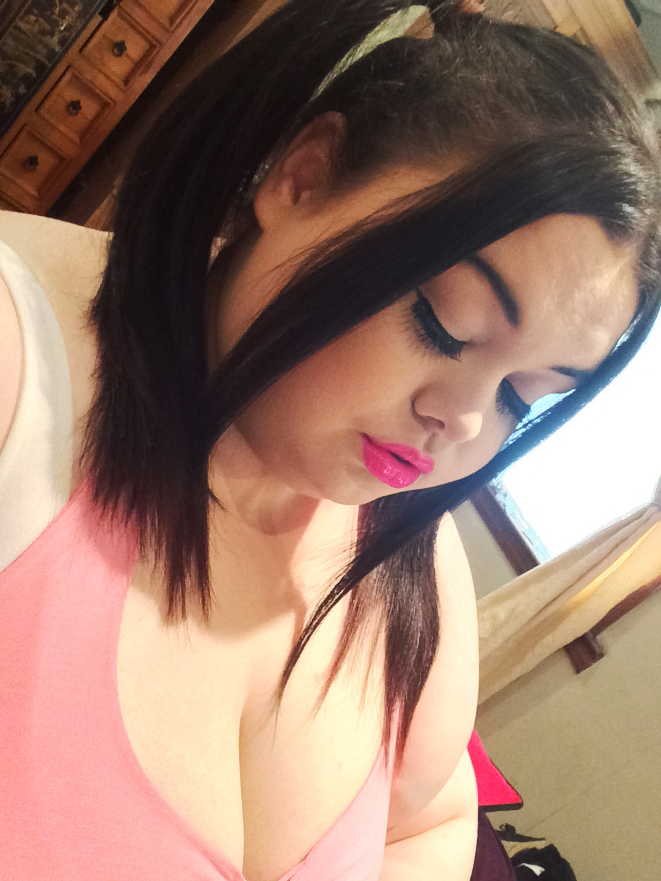 porcelainbbw:  Forgotten selfies lol ðŸ‘‘ðŸ’…ðŸ»  