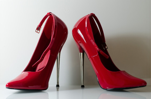 lindazoe:New High Heels arrived: Red, high, classic! Thank you so much ❤Nicky Richter❤! The heels, t