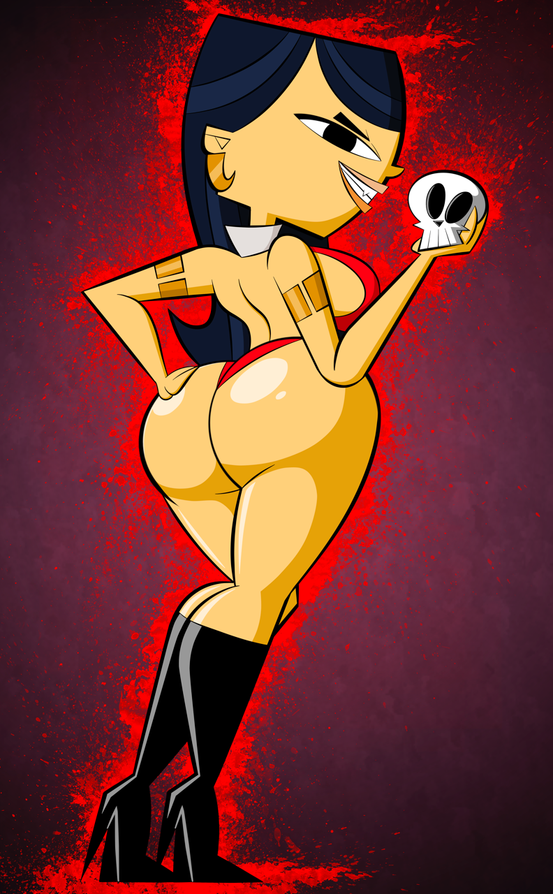 coonfootproductions:  ck-blogs-stuff:  Halloween Collab: Emma as Vampirella + Alt.