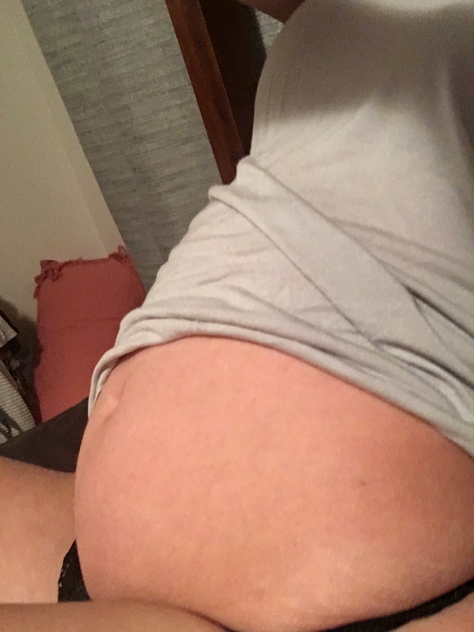 raventhunderthighs:  Same angle, varying degrees of full