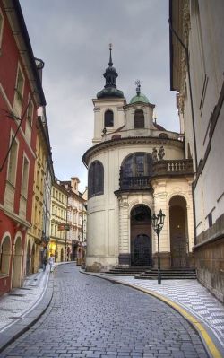 bluepueblo:  Medieval, Prague, Czech Republic photo via ellinor 