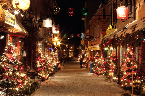 prewars:quebec city’s petit champlain neighbourhood at christmas. established in 1608, it is the old