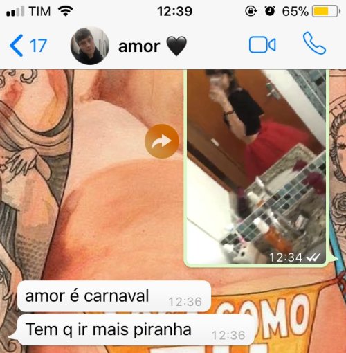 Claramente eu.