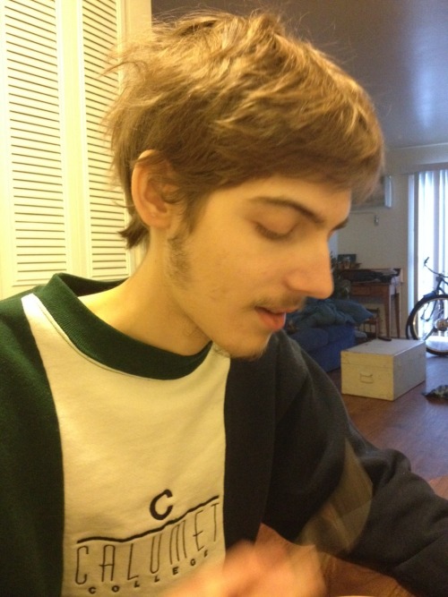 goooodness I have cute boy