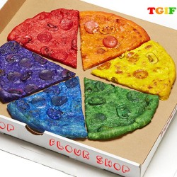 flourshop:  🍕TGIF🎨 #rainbow #pizza #flourshop #twoshot #henryhargreaves 