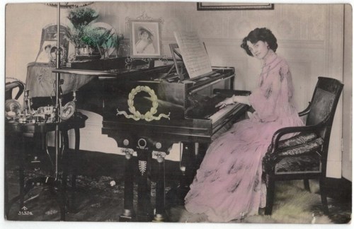 English Actress GERTIE MILLAR (1879-1952) At Grand Piano. German postcard, ca. 1907.