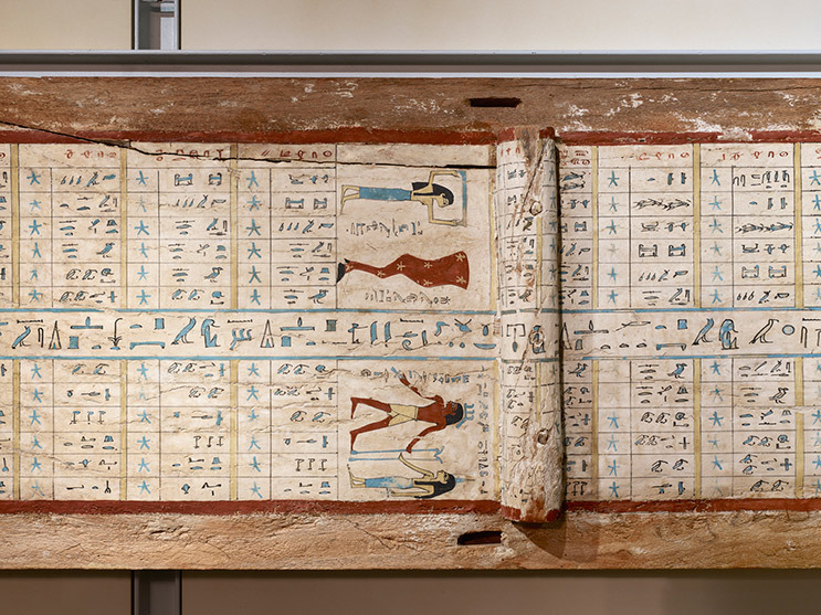 newsfrompoems:  a 4,000 year-old astronomical table found on the underside of a coffin