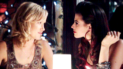 killlianssaviour:  {red/ruby in every episode} 1x12: skin deep (part two) 