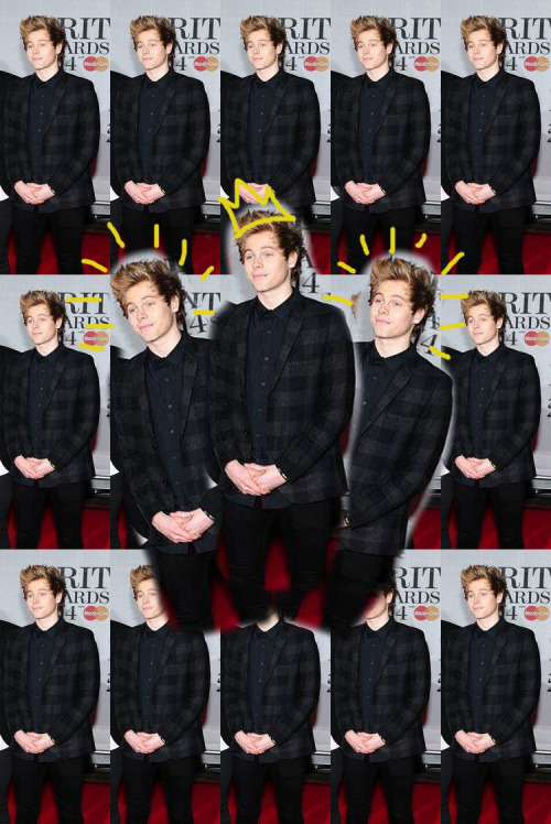 teenragequeen:  my thoughts on 5sos at the brits
